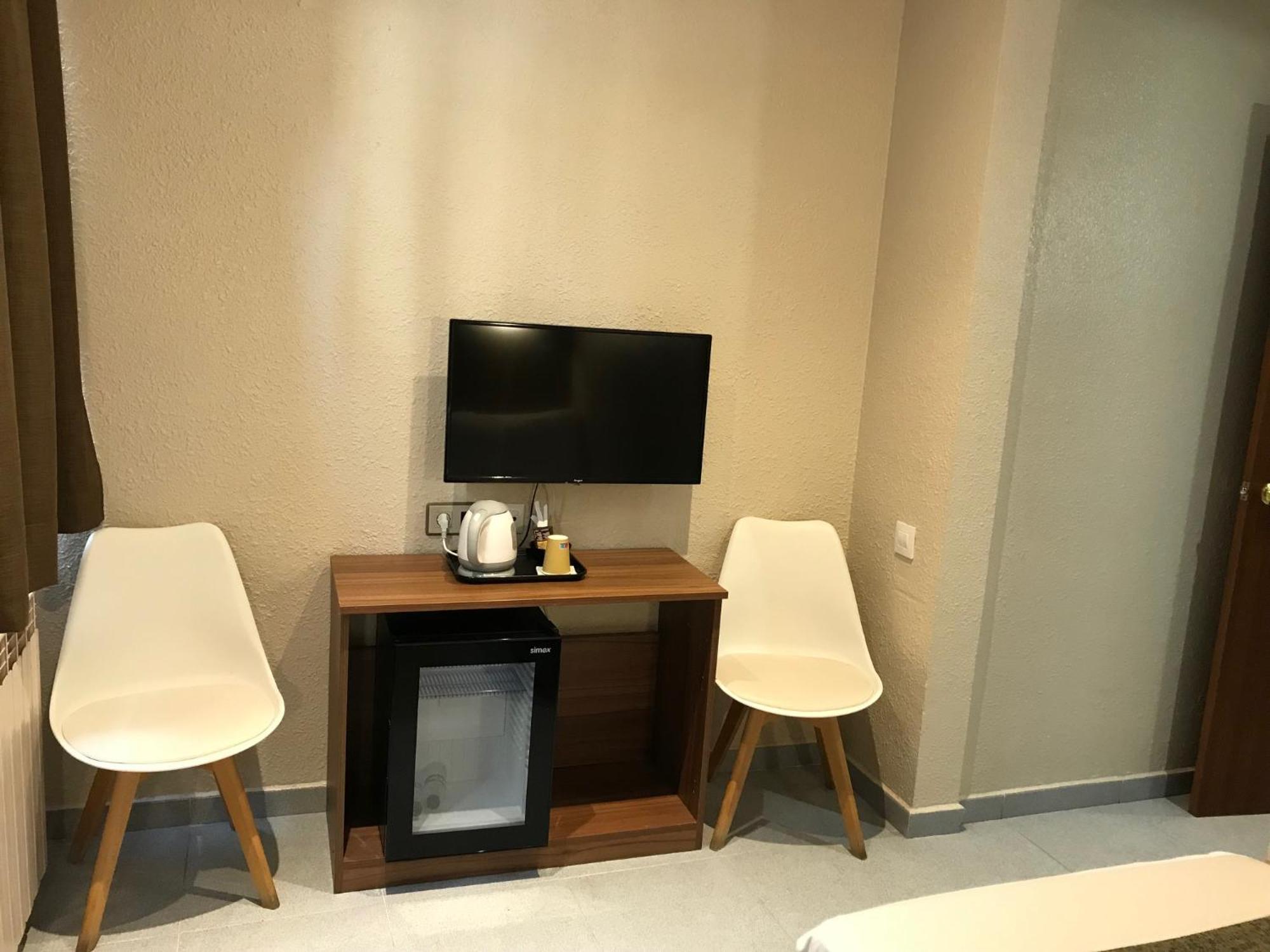 بيت شباب إزناجار برشلونة المظهر الخارجي الصورة